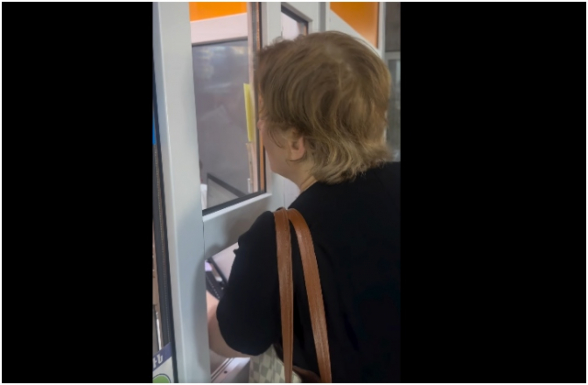 Քաղաքացիները տեղում են իմանում, որ պետք է վճարեն 500 դրամ պարզապես երթևեկելու համար